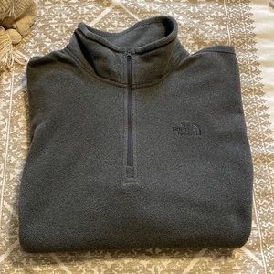 North face 1/2 zip fleece